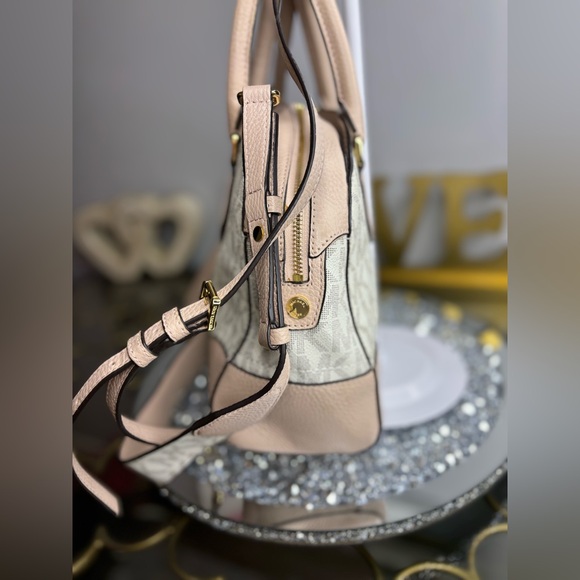 Michael Kors Hattie MK Signature Bowling Satchel Bag NWOT - Picture 8 of 16